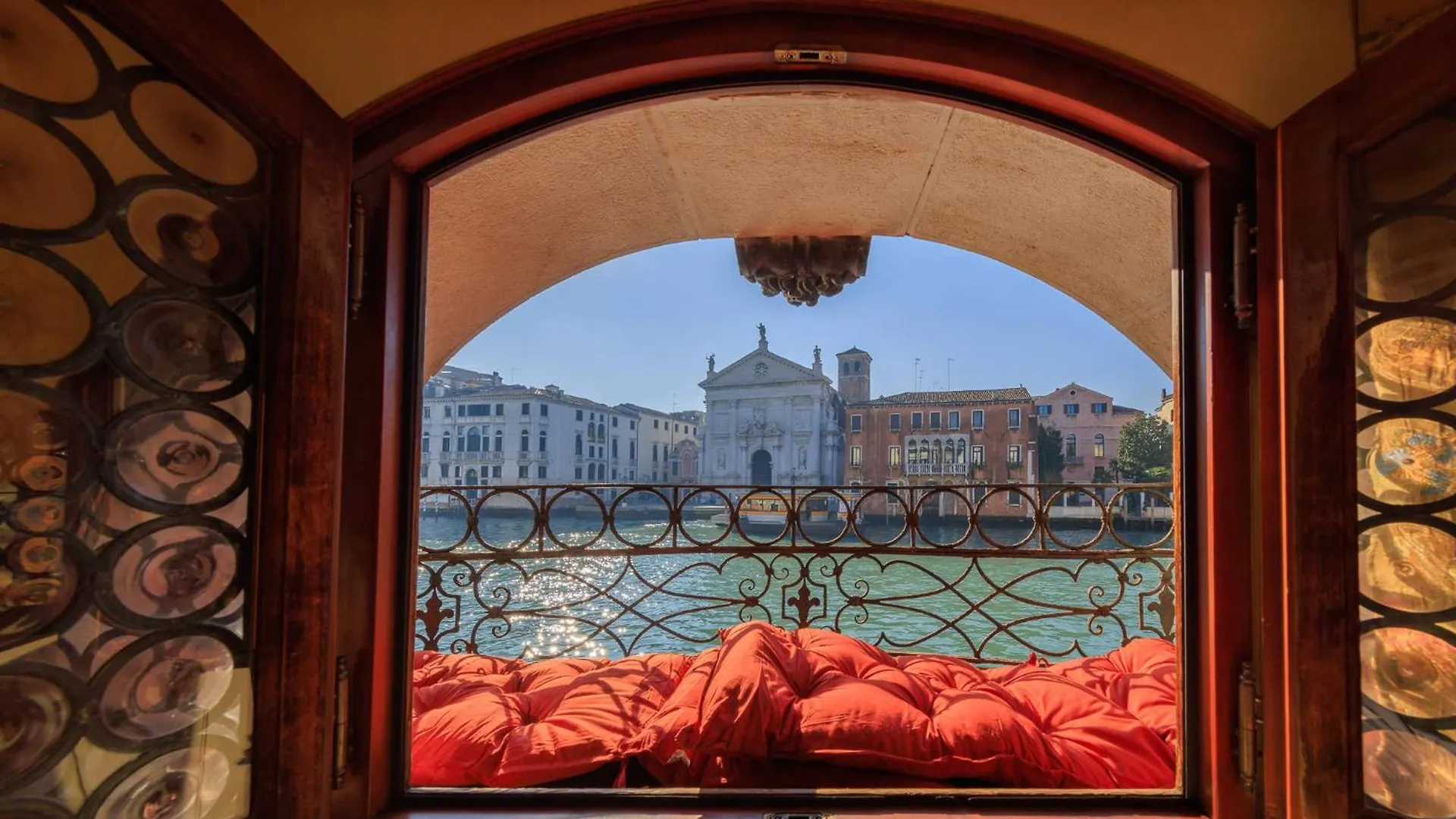 아파트 Ca' Emo Palazzo Sul Canal Grande 베니스 이탈리아